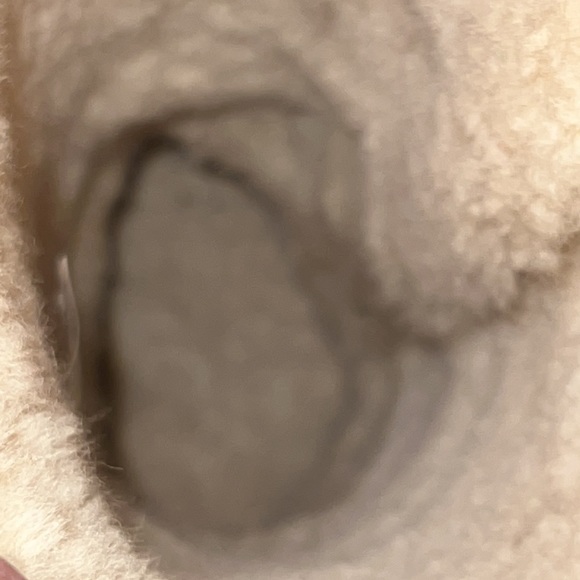 Ugg Bailey Button Triplet ll - Picture 8 of 16